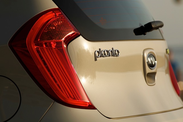 Kia Picanto foto 11