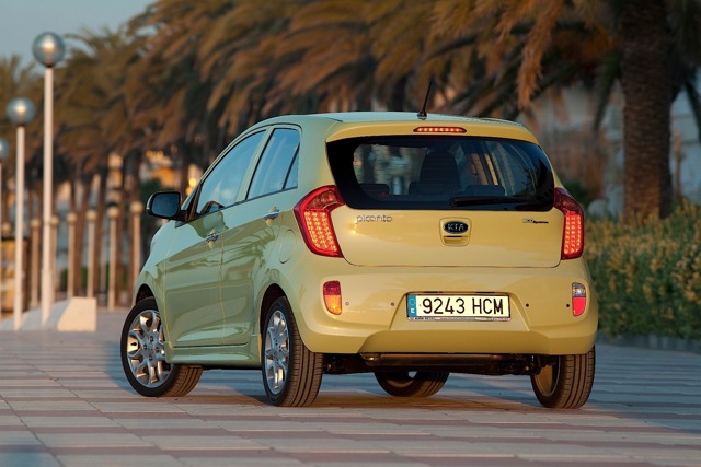 Kia Picanto foto 25