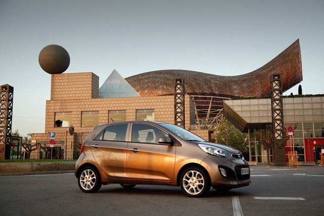 Kia Picanto foto 30