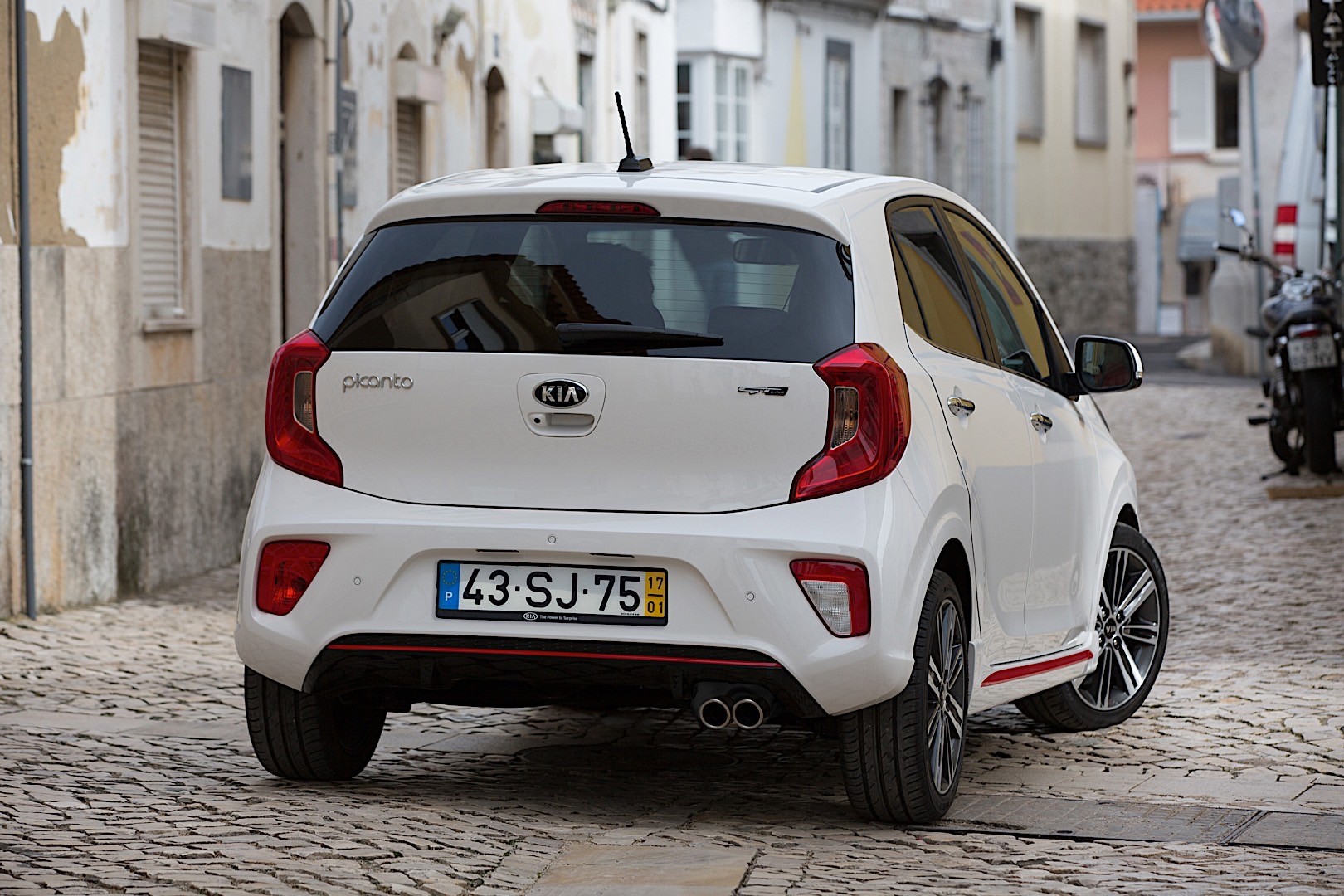 Kia Picanto photo 18