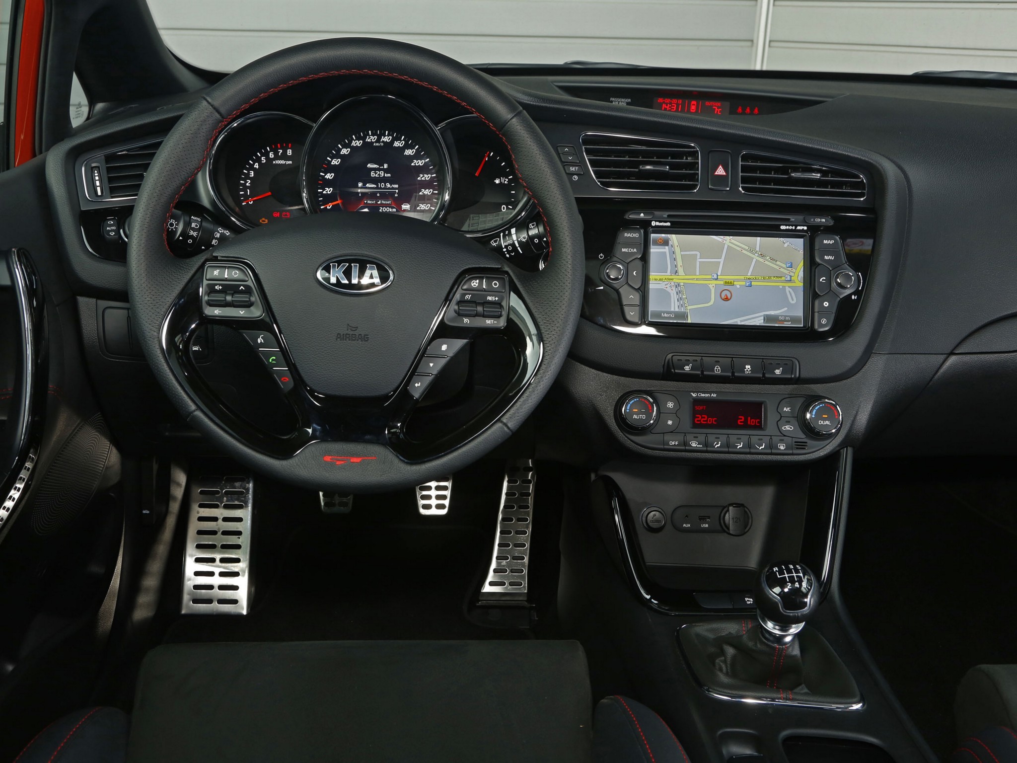 Kia Pro_Cee’D Gt photo 32