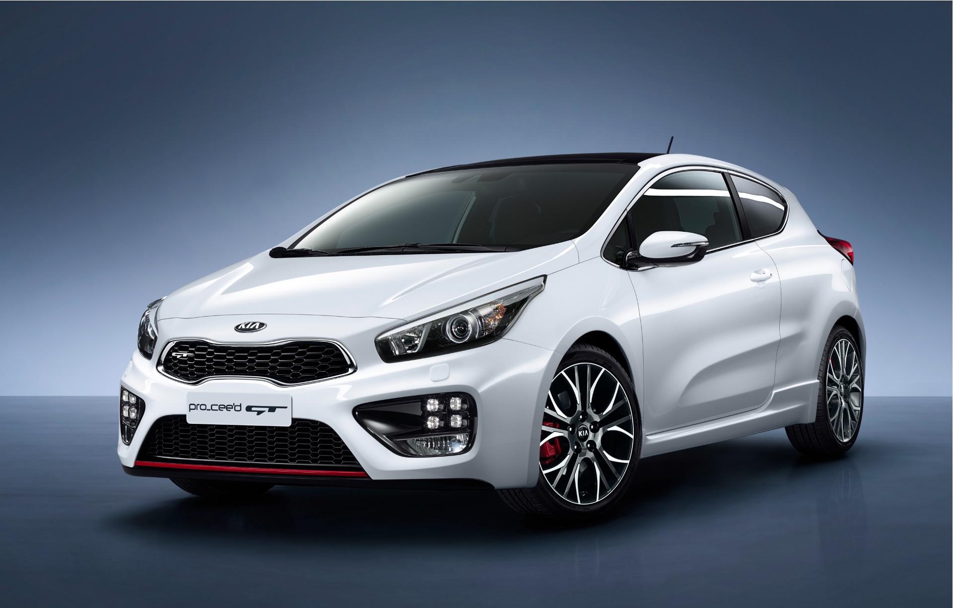 Kia Pro_Cee’D Gt photo 8