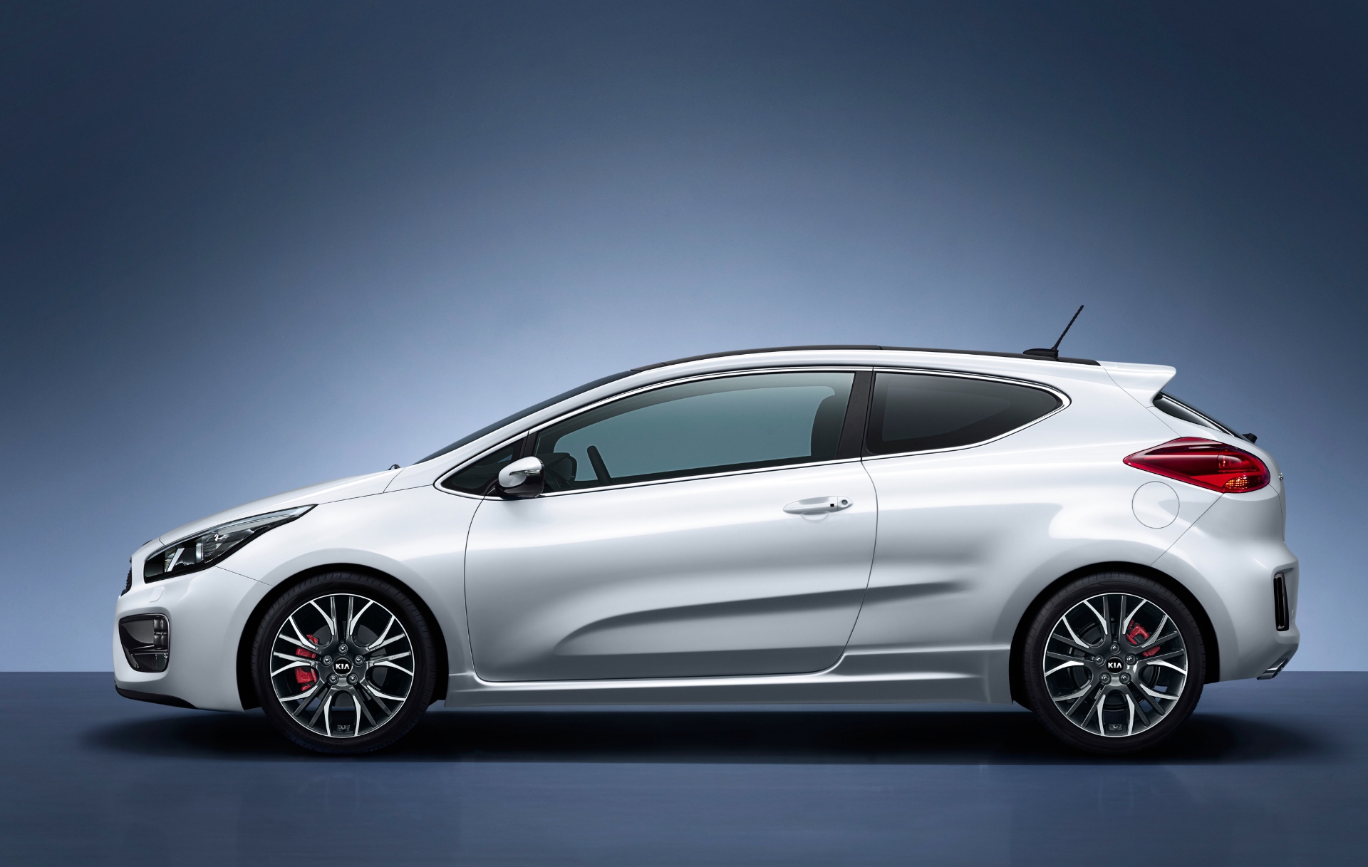 Kia Pro_Cee’D Gt photo 9