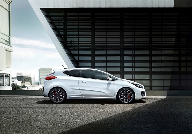 Kia Pro_Cee’D Gt foto 1