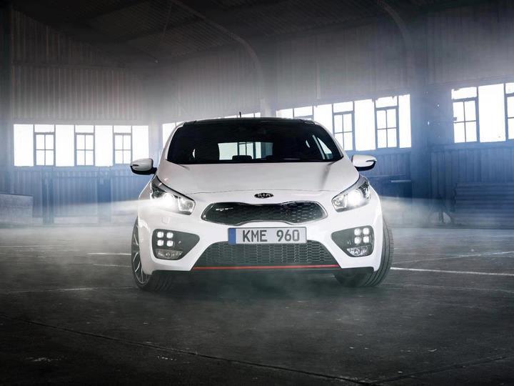 Kia Pro_Cee’D Gt photo 6