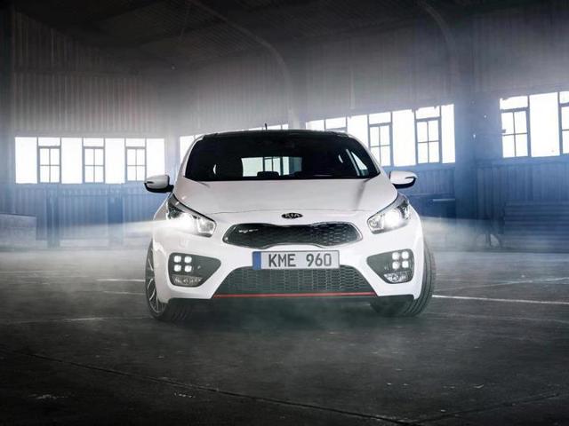 Kia Pro_Cee’D Gt foto 6
