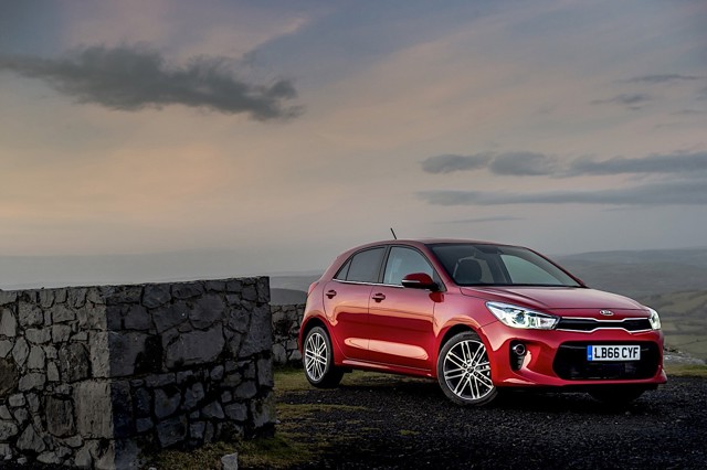 Kia Rio Hatchback photo 15
