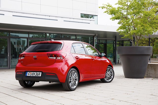 Kia Rio Hatchback photo 26
