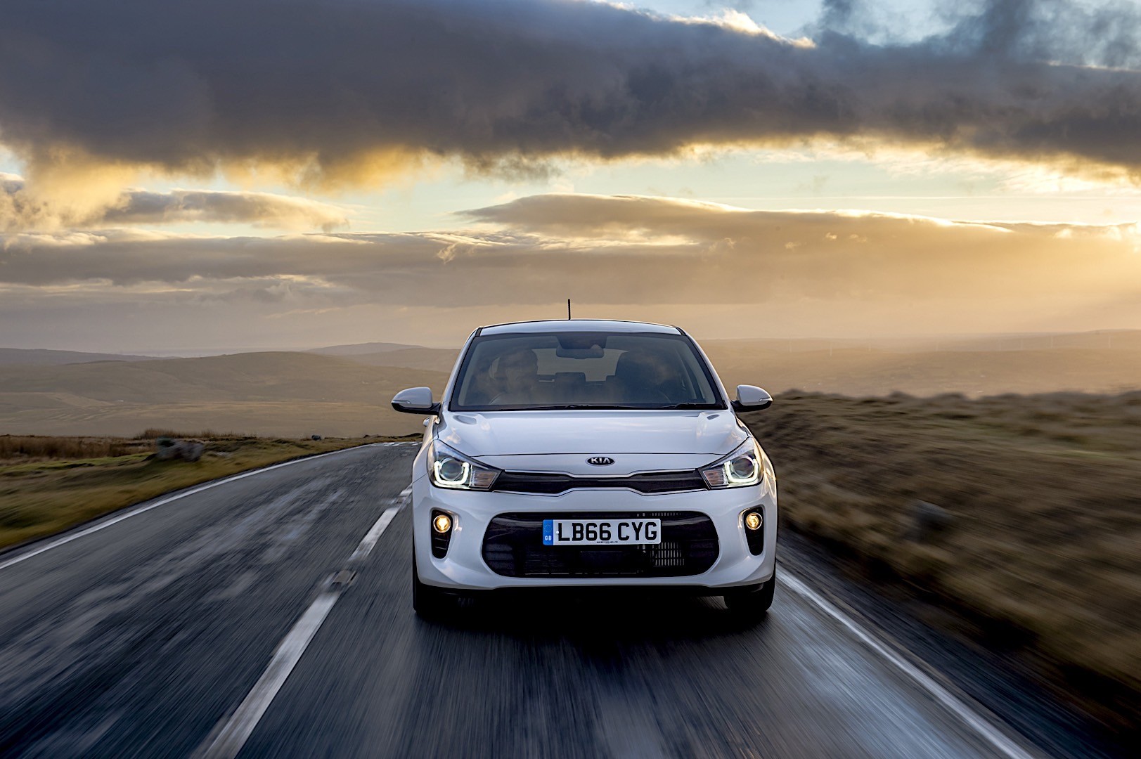 Kia Rio Hatchback photo 38