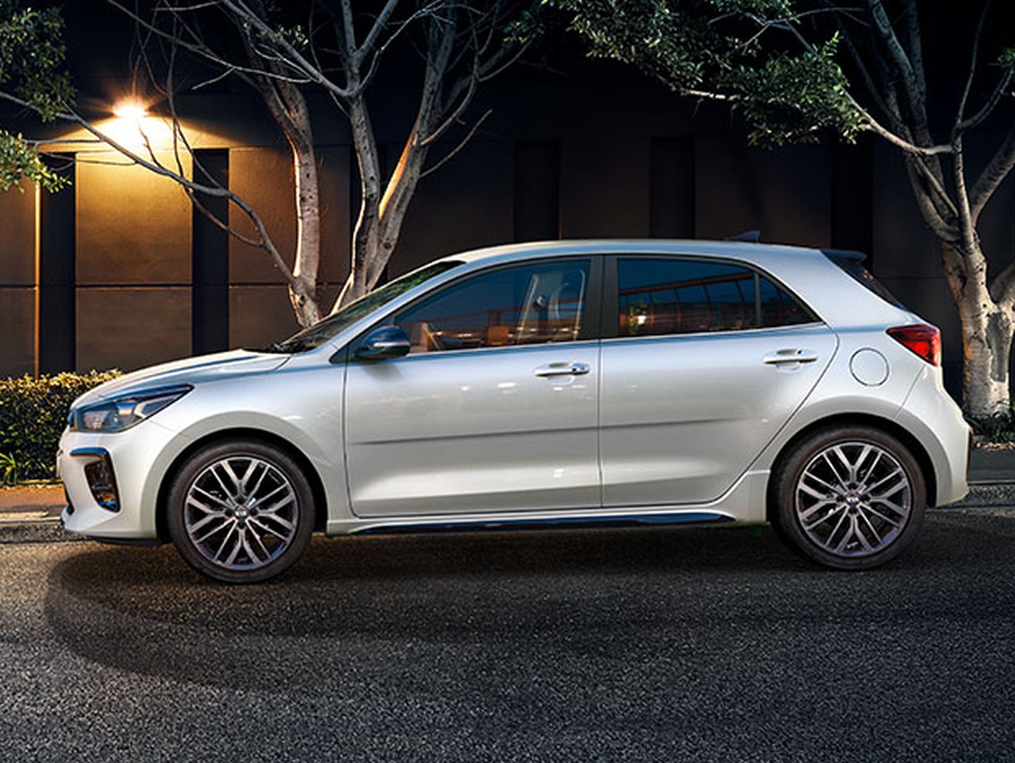 Kia Rio Hatchback photo 8