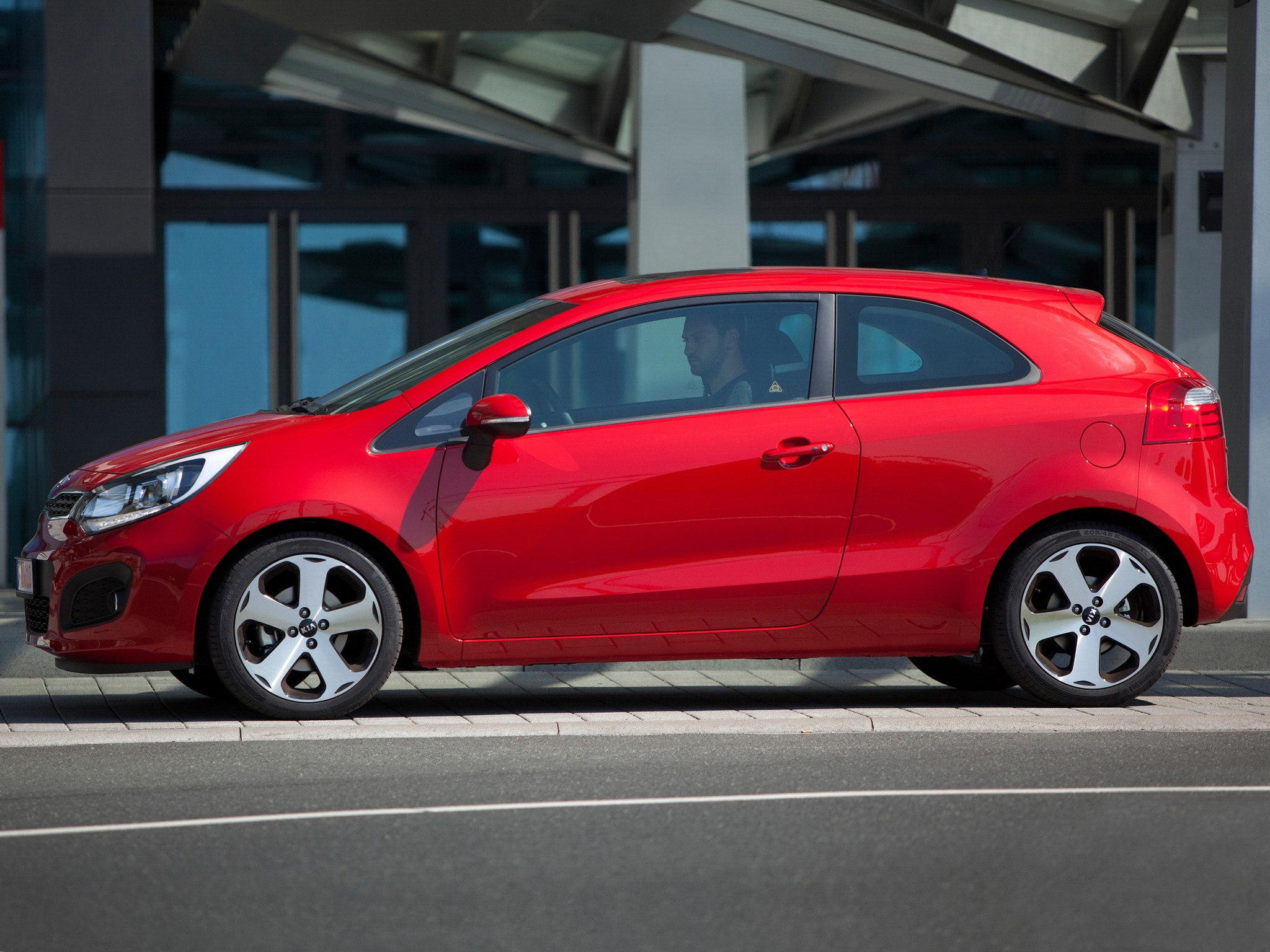 Kia Rio Hatchback photo 7