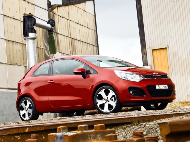 Kia Rio Hatchback foto 10
