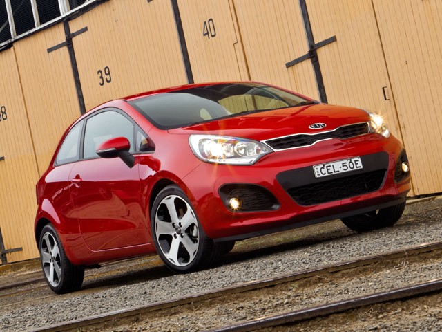 Kia Rio Hatchback foto 12