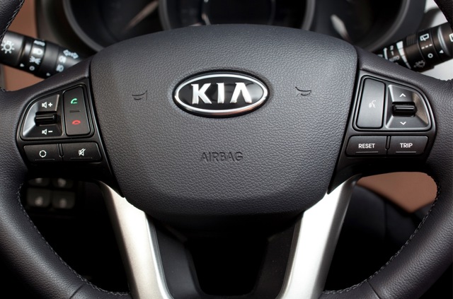 Kia Rio Hatchback foto 17