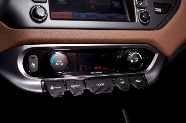 Kia Rio Hatchback foto 18