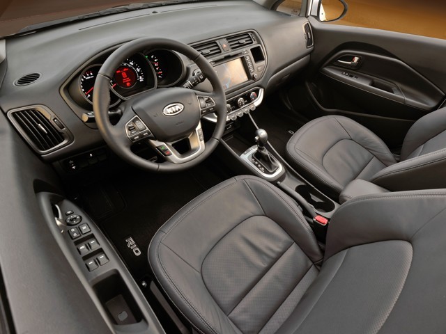 Kia Rio Hatchback Foto 49