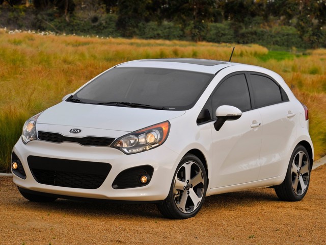 Kia Rio Hatchback Foto 5