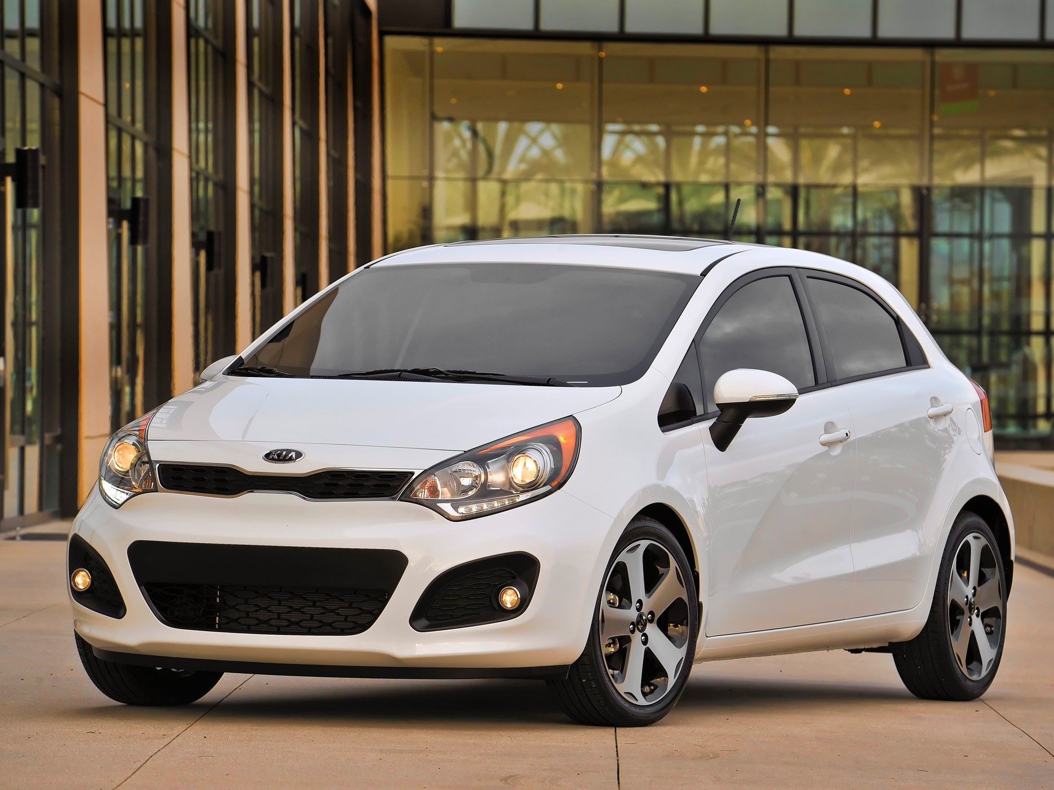 Kia Rio Hatchback photo 7