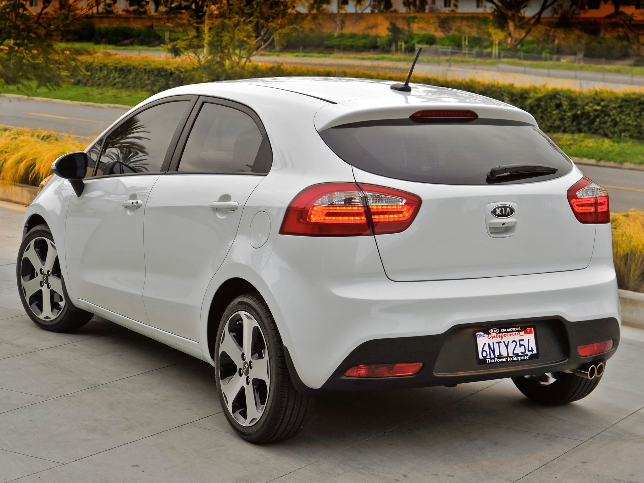 Kia Rio Hatchback photo 9