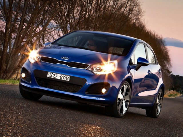 Kia Rio Hatchback Foto 11