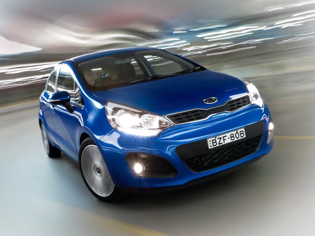 Kia Rio Hatchback Foto 13