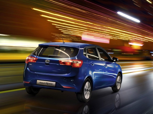 Kia Rio Hatchback Foto 15
