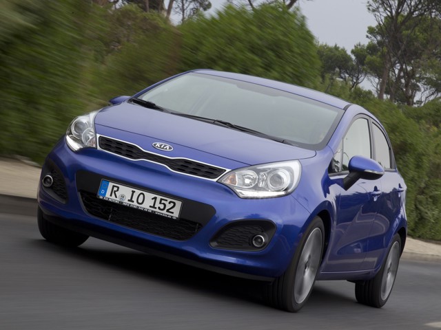 Kia Rio Hatchback Foto 28
