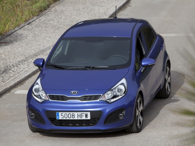 Kia Rio Hatchback Foto 30