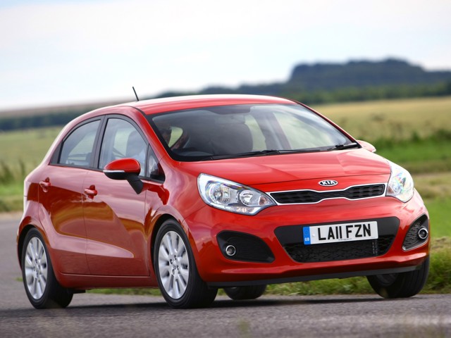 Kia Rio Hatchback Foto 36