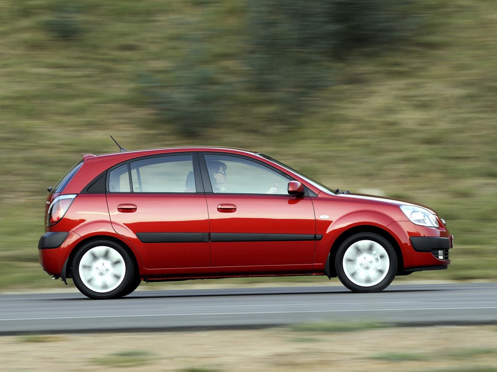 Kia Rio Hatchback photo 12