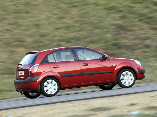 Kia Rio Hatchback photo 13