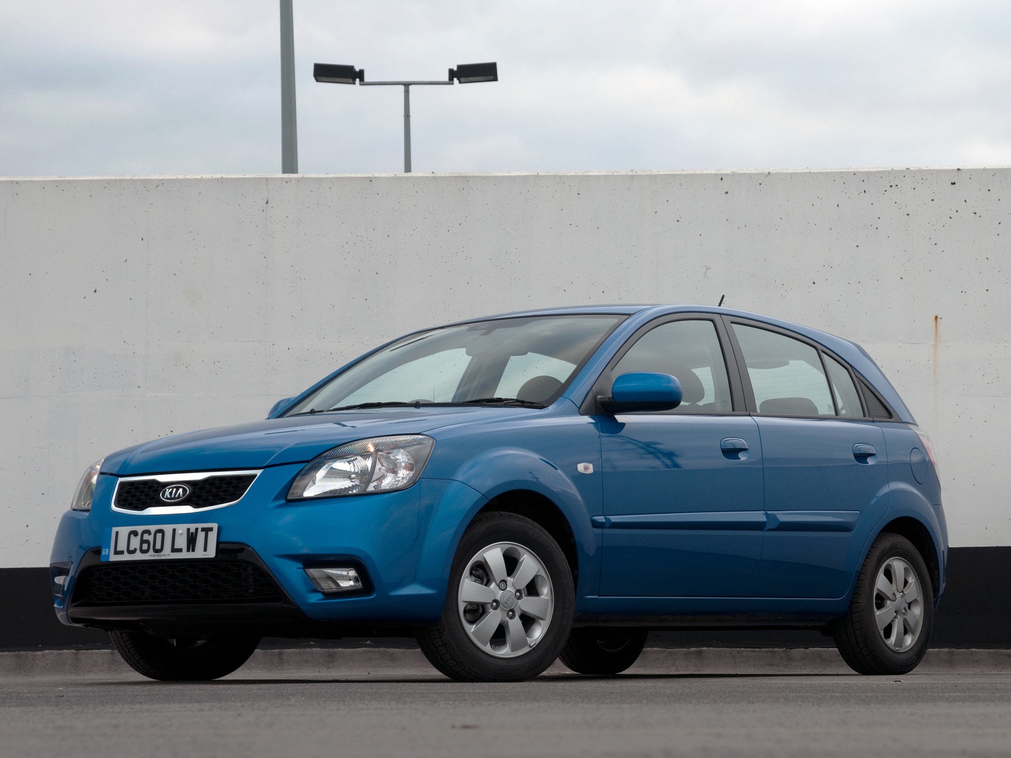 Kia Rio Hatchback photo 16