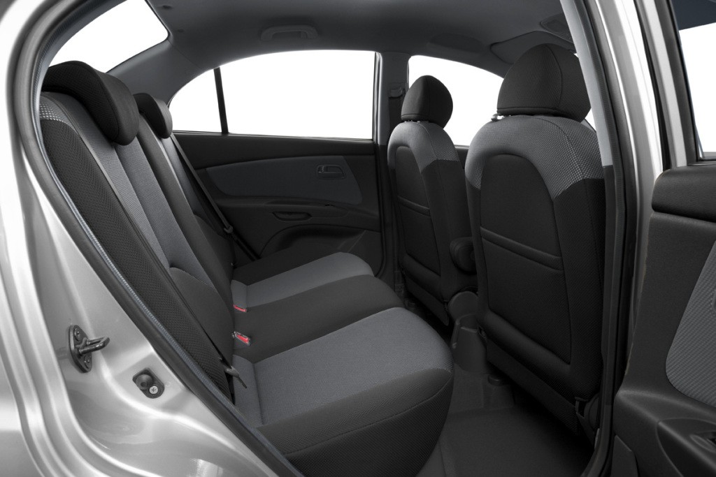 Kia Rio Sedan photo 21