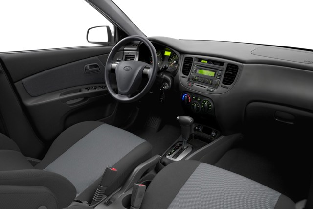 Kia Rio Sedan foto 36