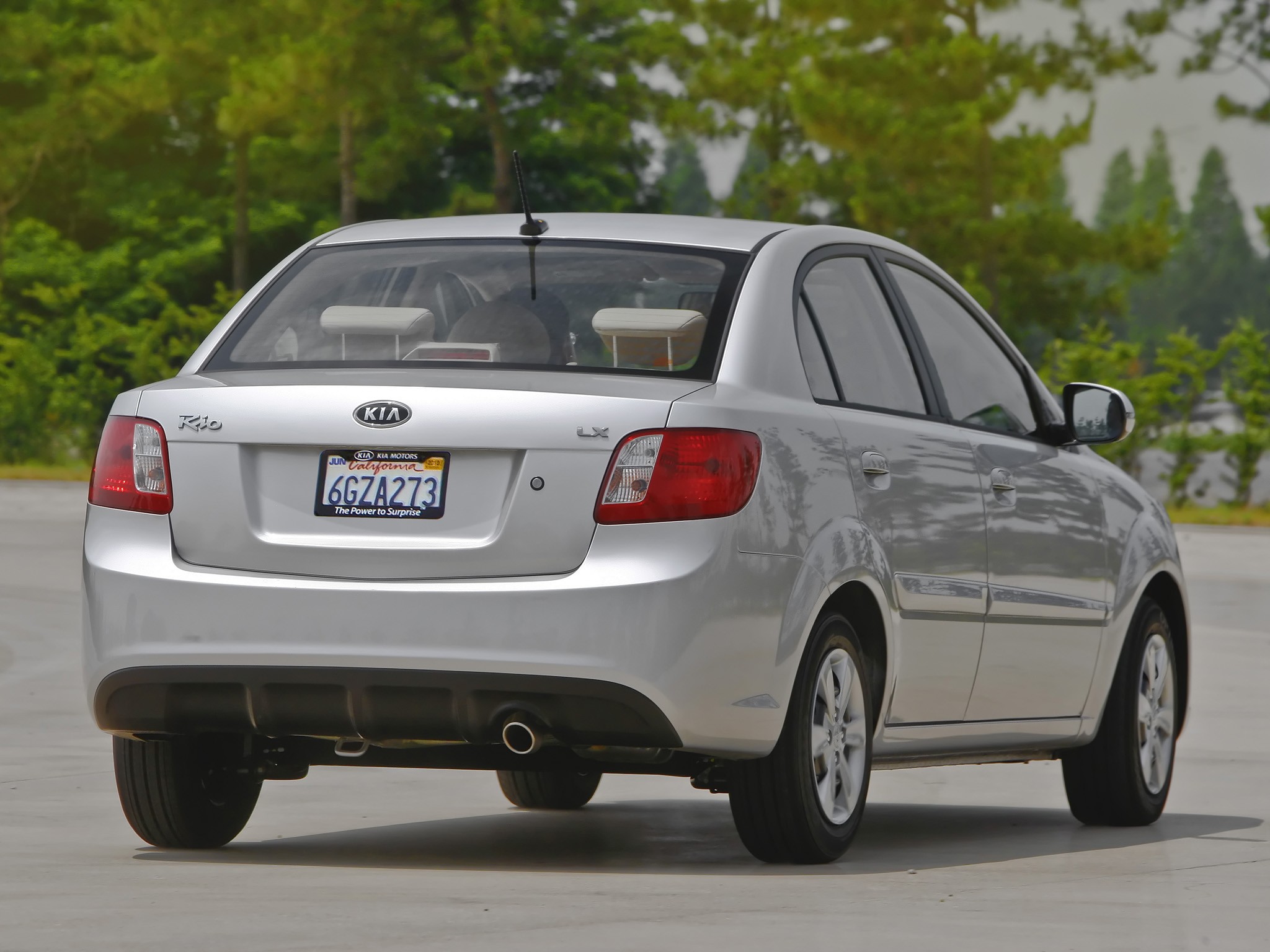 Kia Rio Sedan photo 6