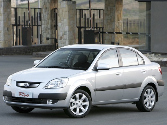 Kia Rio Sedan foto 17
