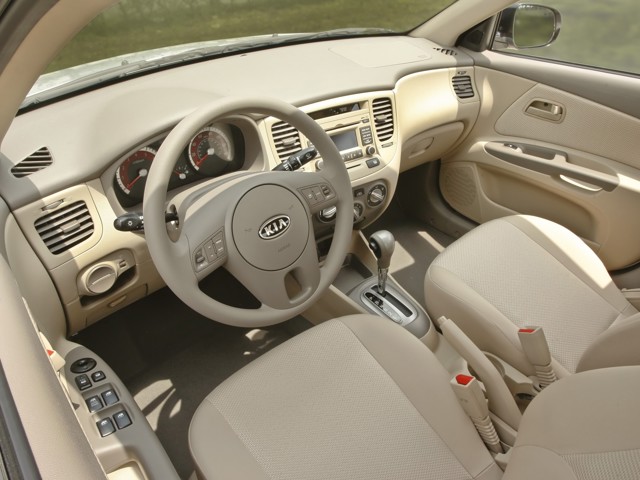 Kia Rio Sedan foto 33