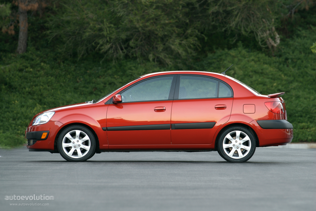 Kia Rio Sedan photo 3