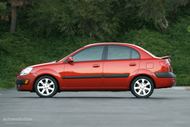 Kia Rio Sedan foto 3