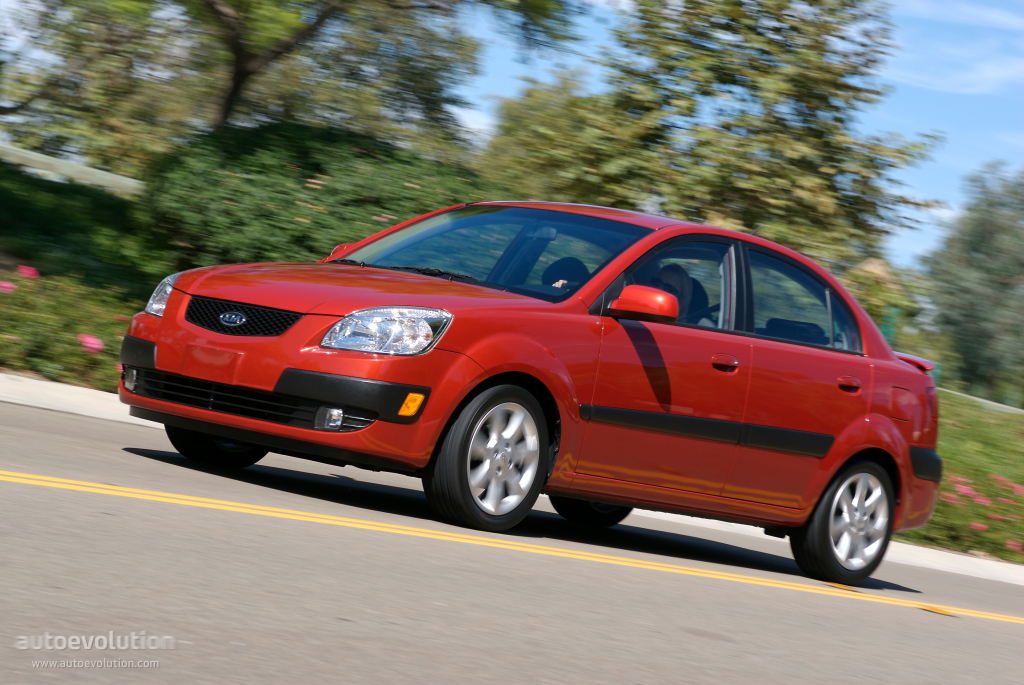 Kia Rio Sedan photo 4