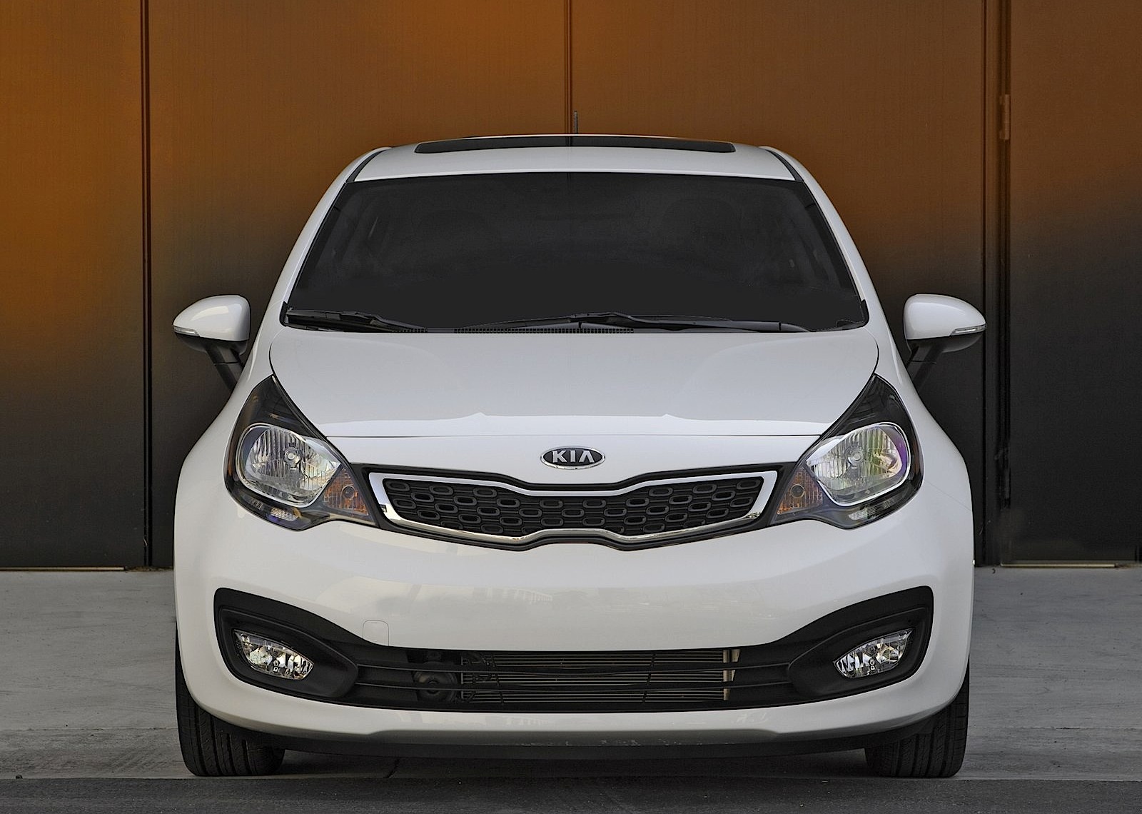 Kia Rio Sedan photo 9