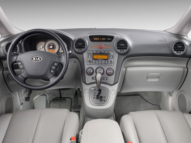 Kia Rondo Foto 56