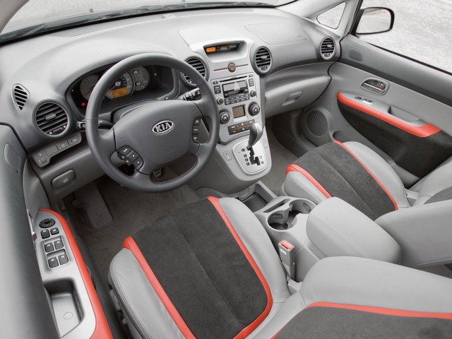 Kia Rondo Foto 59