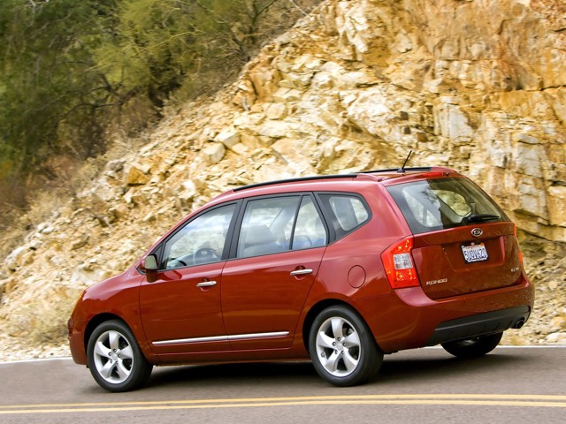 Kia Rondo Foto 12