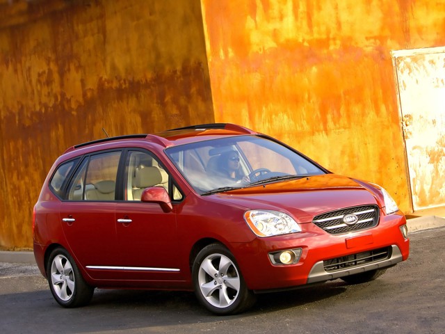 Kia Rondo Foto 17