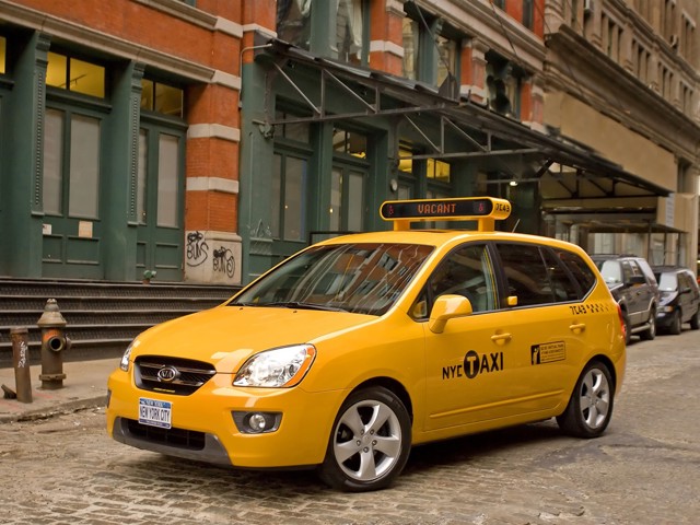 Kia Rondo Foto 37