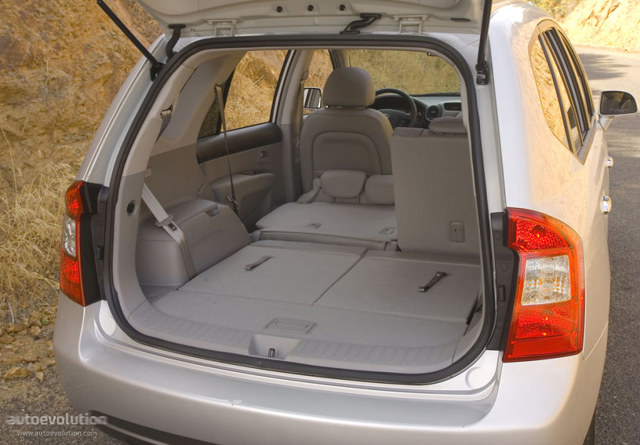 Kia Rondo Foto 52