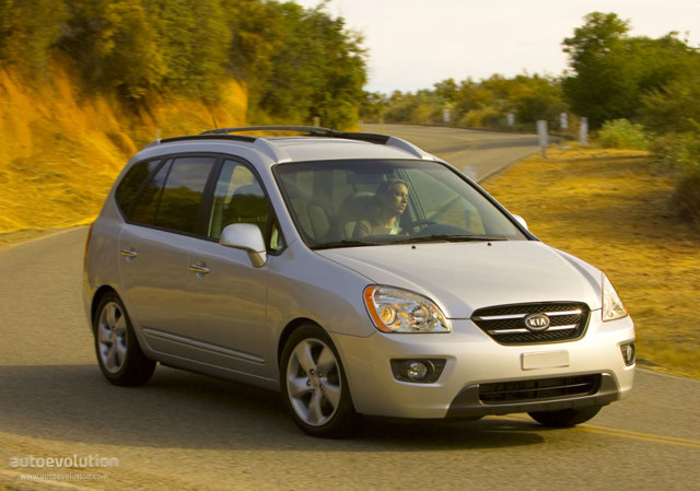Kia Rondo Foto 2