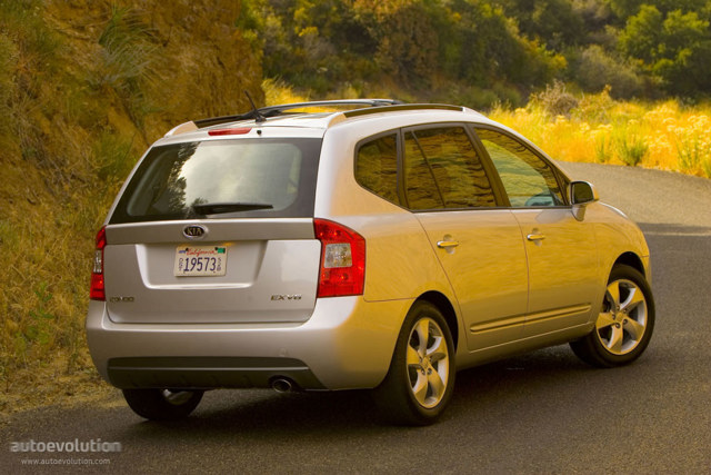Kia Rondo Foto 7