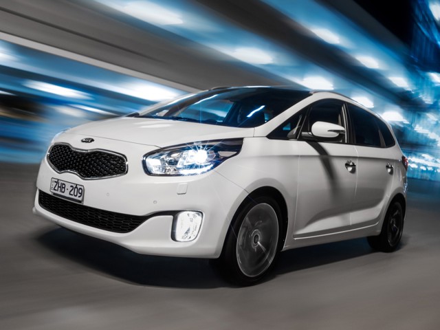 Kia Rondo Foto 8